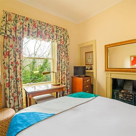 Oyo Bailbrook Lodge, Бат Екстер'єр фото
