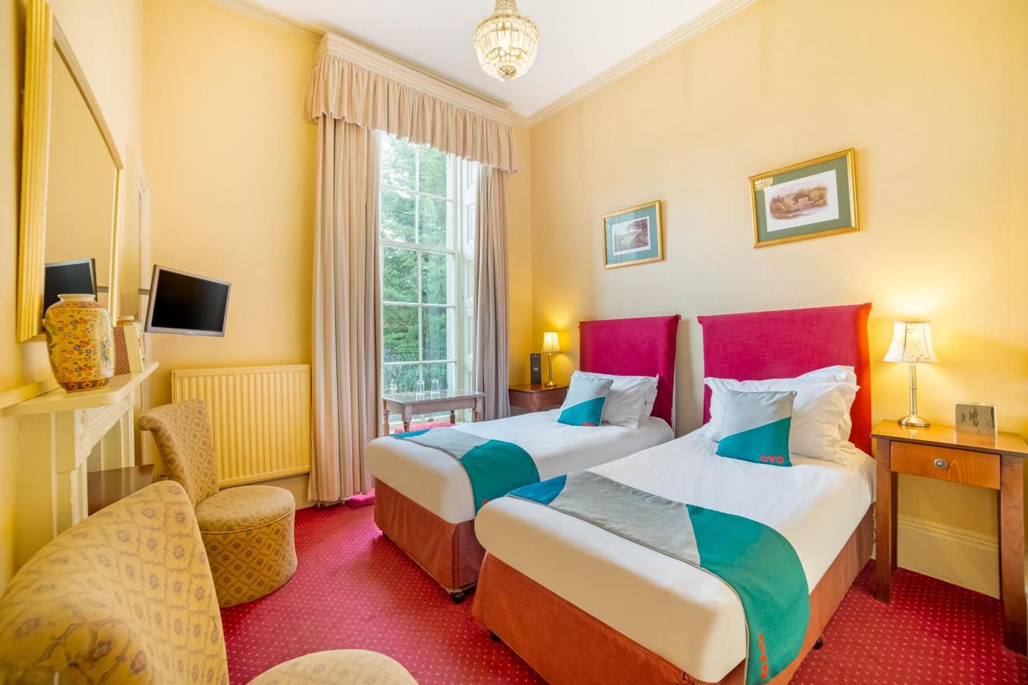 Oyo Bailbrook Lodge, Бат Екстер'єр фото